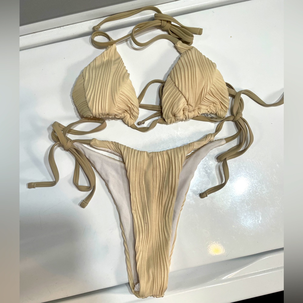 Triangle Bikini